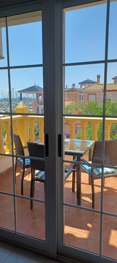 Appartement Climatise Deux Chambres Front De Mer Et Piscine Τορεβιέχα Εξωτερικό φωτογραφία